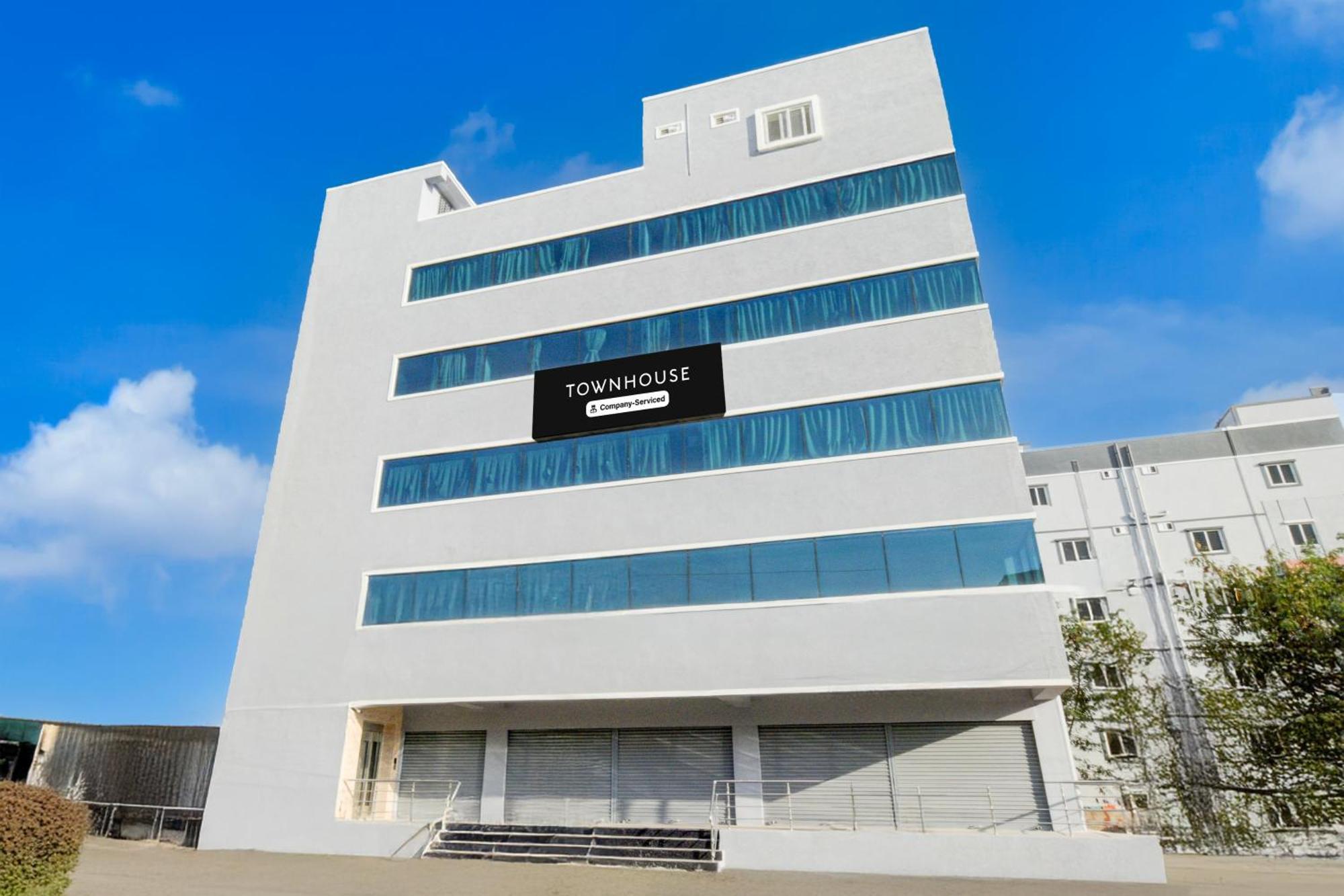 Super Townhouse Kukatpally North Formerly Munagala Arcade Хидерабад Екстериор снимка