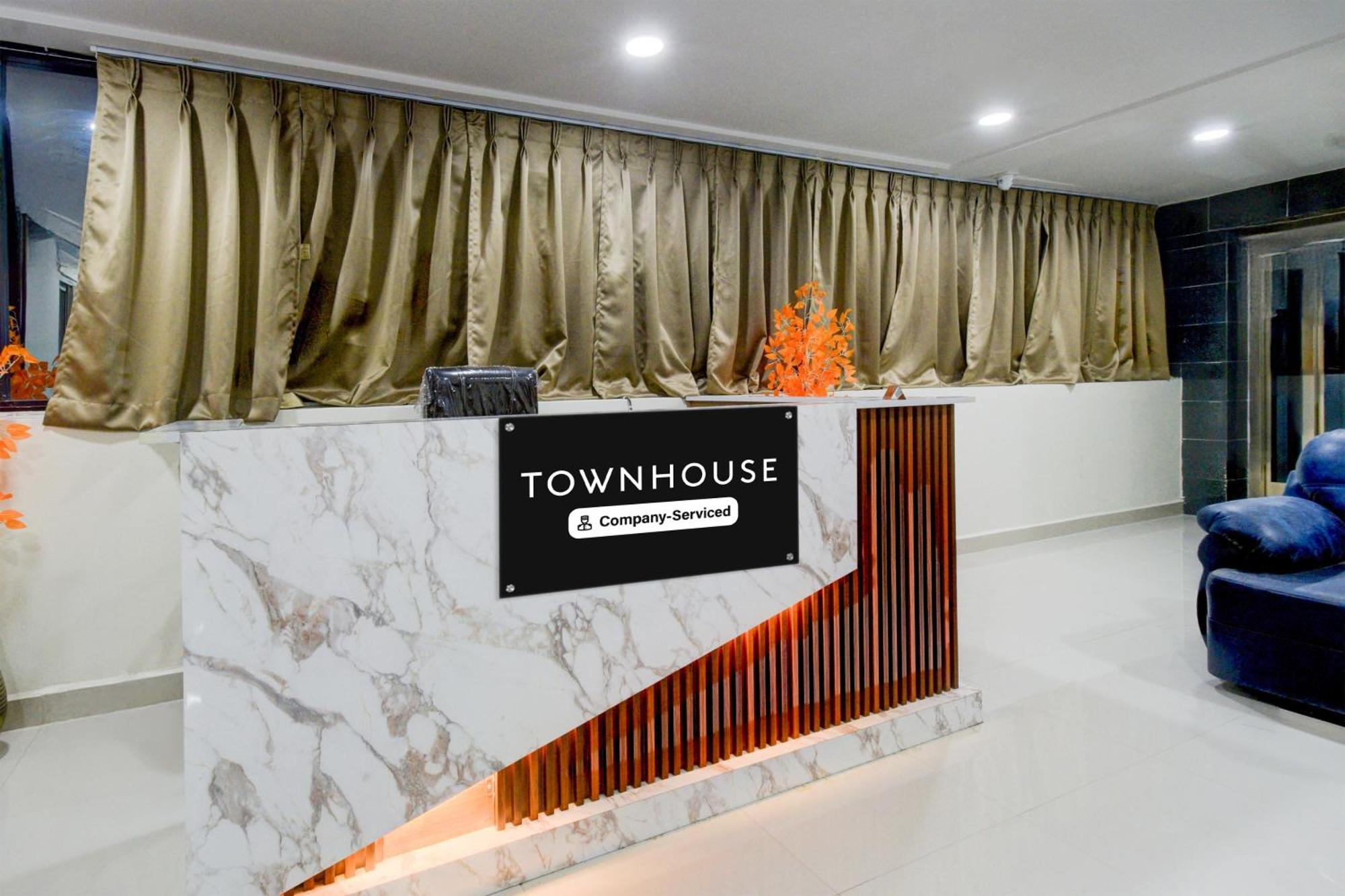Super Townhouse Kukatpally North Formerly Munagala Arcade Хидерабад Екстериор снимка